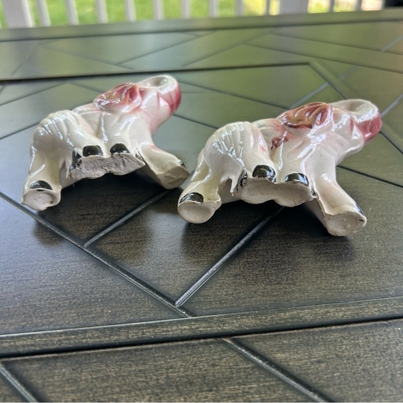Vintage pair of hand painted unmarked performing elephants glazed 4 inches - Picture 6 of 7